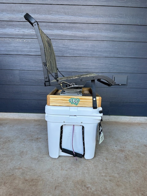 continental fishing seat boxes Oceansouth Boat with 5 Shelves & Tackle Boxes (Height 20") : Patio, Lawn & Garden Box Angler Bench