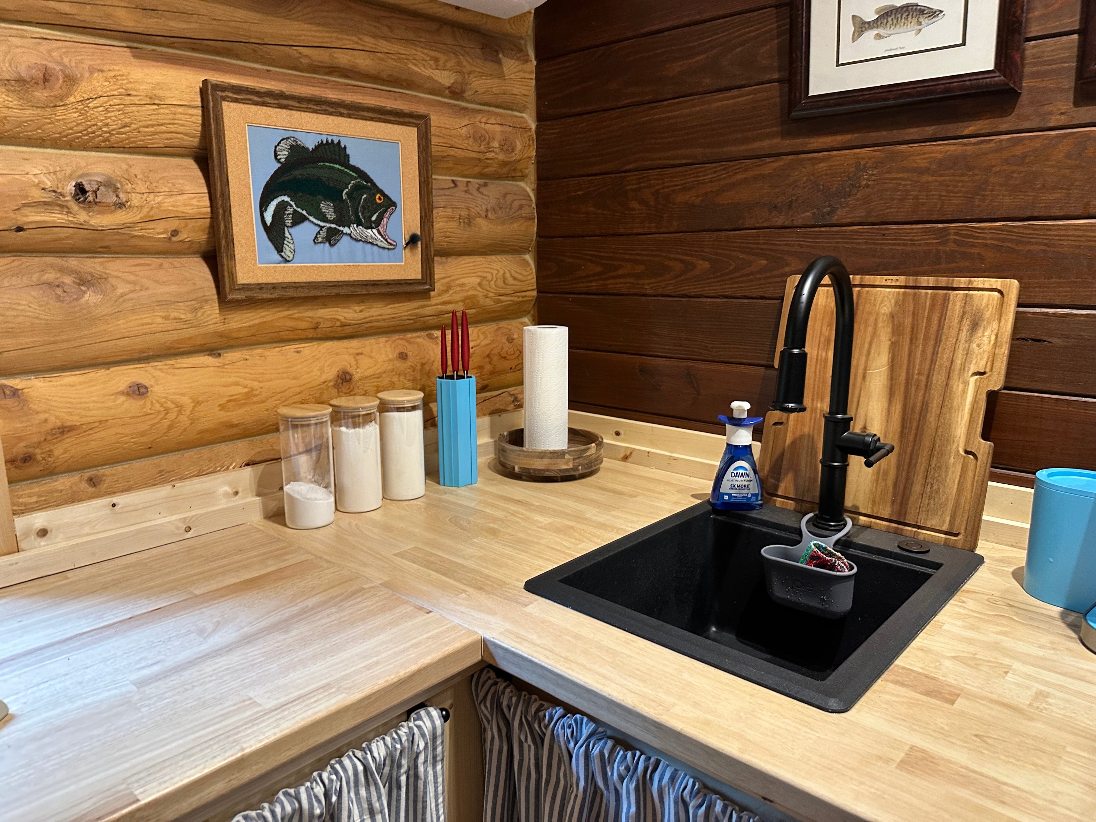 The Smallmouth Bunkhouse at Flint Ridge Resort on the Illinois River